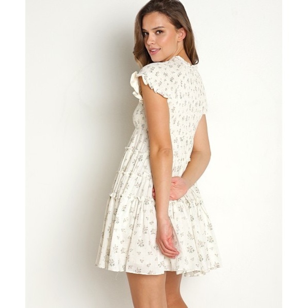 En Saison Refine Vintage Floral Smocked Tiered Mini Dress Natural Cream Small